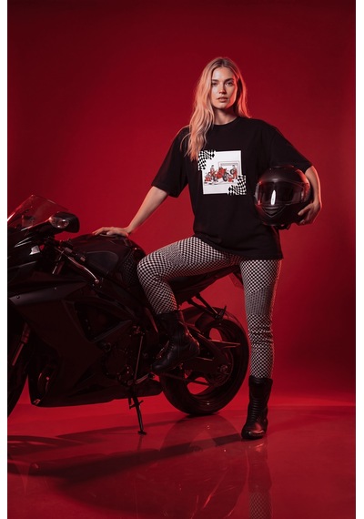 Black Nova Oversize Baskılı Unisex %100 Pamuk T-shirt Pit Stop Siyah