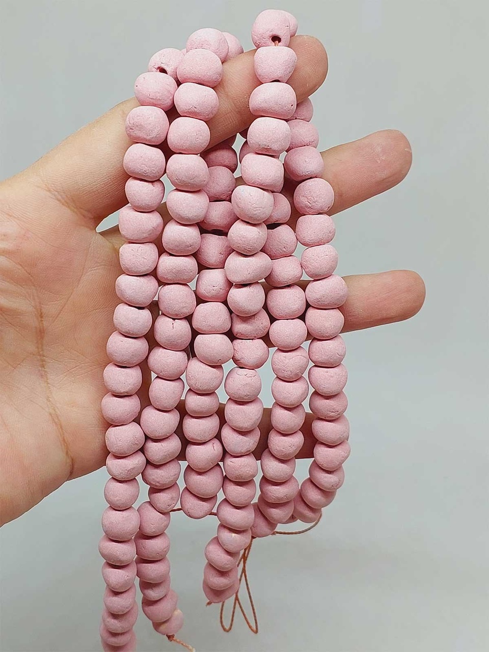 Pembe Pigmentli Seramik Boncuk Dizi 8-9mm/29cm 54238 Çok REnkli