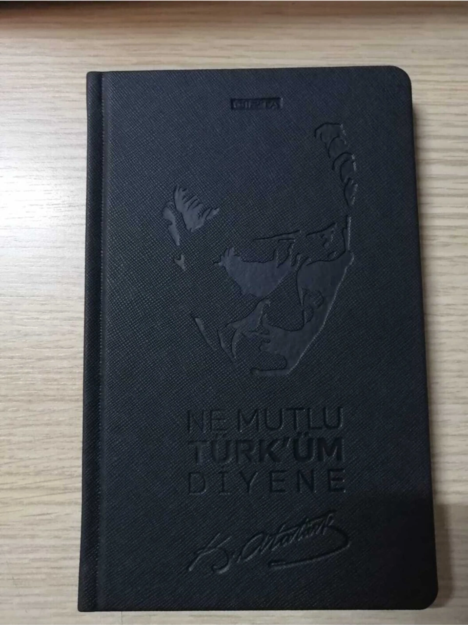 Atatürk Sert Kapak Defter 13x21 Cm
