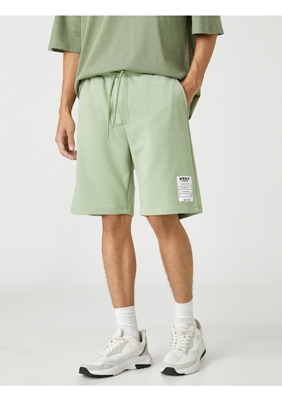Koton Basic Şort Beli Bağcıklı Slogan Etiket Baskılı Cepli Yeşil 3sam40008mk 3SAM40008MK786 Yeşil Koton Basic Şort Beli Bağcıklı Slogan Etiket Baskılı Cepli Yeşil 3sam40008mk 3SAM40008MK786 Yeşil