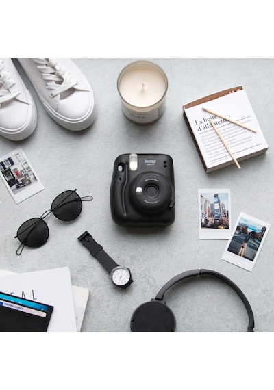 Fujifilm Instax Mini 11 Şipşak Fotoğraf Makinesi Box Set (Fujifilm Türkiye Garantili)