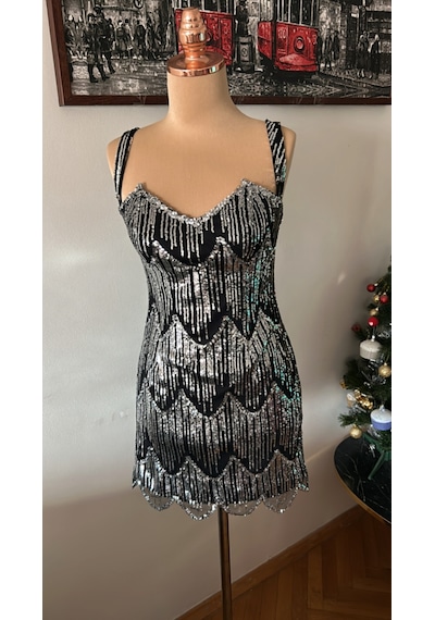 Chica Rosa Fashion Kısa Gümüş Pullu Elbise Gümüş - Siyah