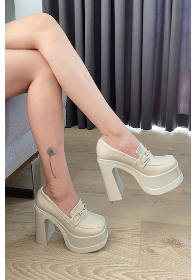 Preshley Kadın Clara Krem Cilt İnce Tokalı Lofer Model 12 Cm Platform Topuklu Ayakkabı Krem
