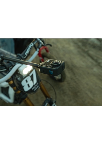 Gopro Max2 + Aksesuar Paketi - 4ft 1,2 M Uzatma Kutbu, 2 1960mah Enduro Pil, 64 Gb Sandisk Microsd Kart İçerir
