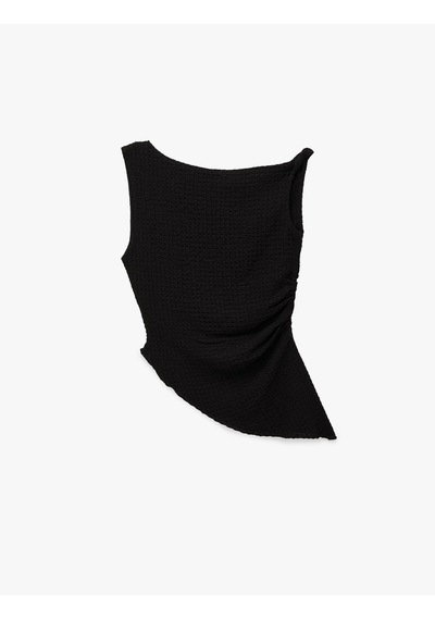 Koton Slim Fit Asimetrik Kesim Omzu Açık Bürümcük Kumaş Kolsuz Bluz Siyah 6sal30192ık