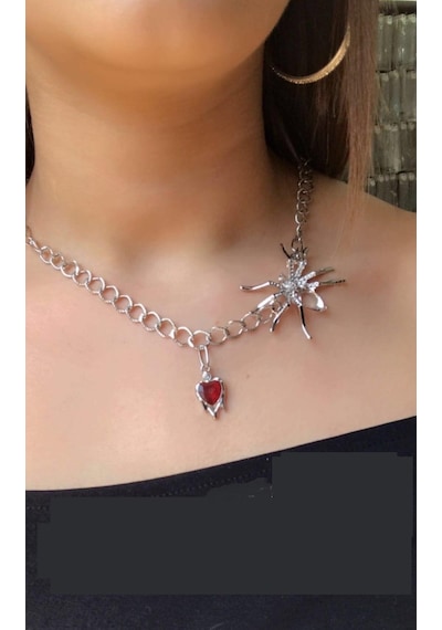 Gotik Örümcek Kalp Kolye