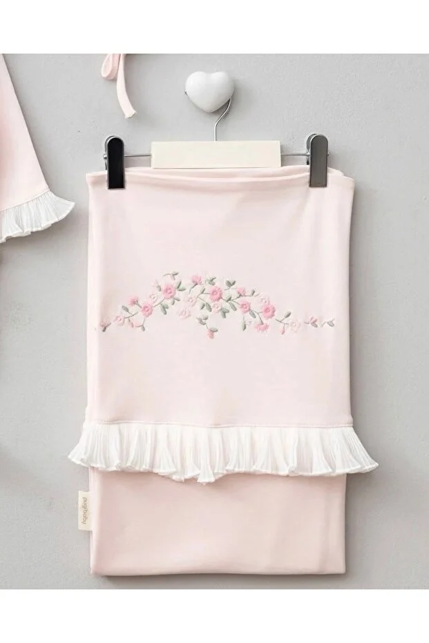 Momercy Çiçek Nakışlı Kız Bebek Tulumlu Battaniyeli 3'lü Set Hastane Çıkışı Pembe
