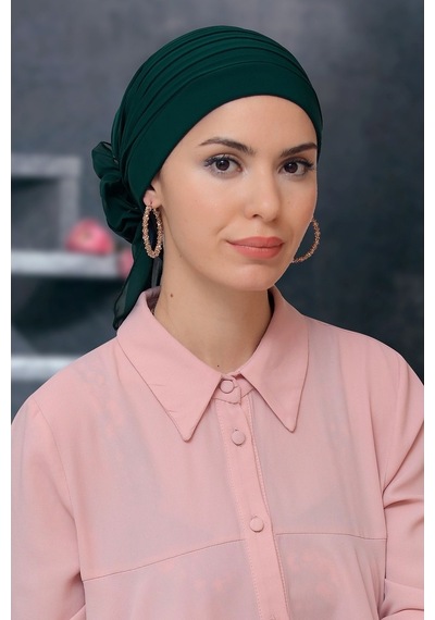 Hürrem Bone Zümrüt Pratik Hazır Geçmeli Tesettür Bone Sandy Kumaş Pileli Nerv Zümrüt