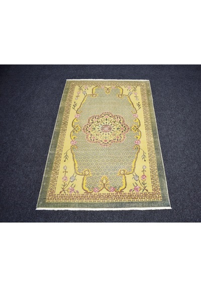 Zehra Abla Halı Vintage El Dokuma Enfes Eskitme Sarı Kula İzmir Yün Halı 7451 Çok Renkli