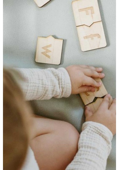 Montessori Ingilizce Türkçe Ahşap Alfabe Bulmacası Büyük Ve Küçük Harf Eşleştirme Oyunu