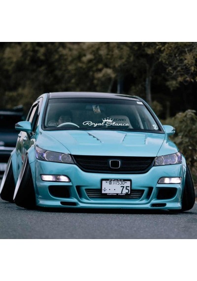 Royal Stance Taçlı Oto Sticker