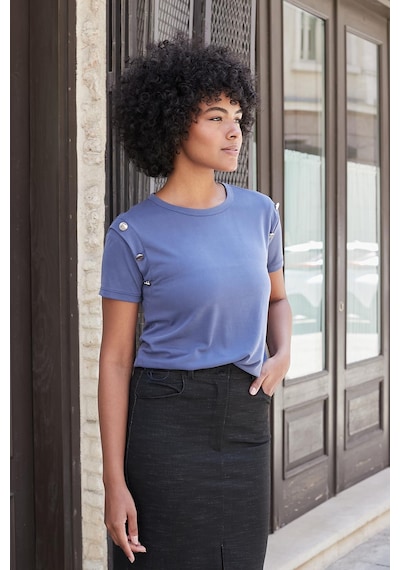 Jument Kadın Kaliteli Modal Kumaş Sıfır Yaka Düğme Aksesuarlı Kısa Kol T-shirt Bluz-indigo İndigo Jument Kadın Kaliteli Modal Kumaş Sıfır Yaka Düğme Aksesuarlı Kısa Kol T-shirt Bluz-indigo İndigo