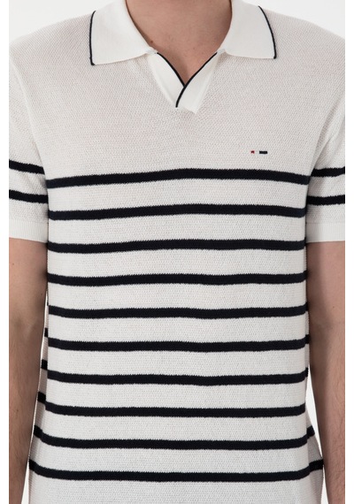 U.S. Polo Assn. Erkek Slim Fit Polo Yaka Beyaz Tişört 50302971-VR013