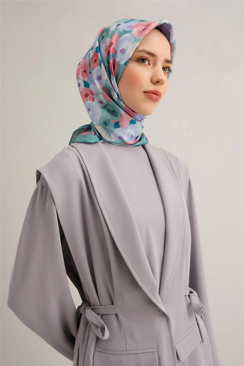 Armine Çiçek Desenli Saf İpek Twill Eşarp 9300d 50 Mavi