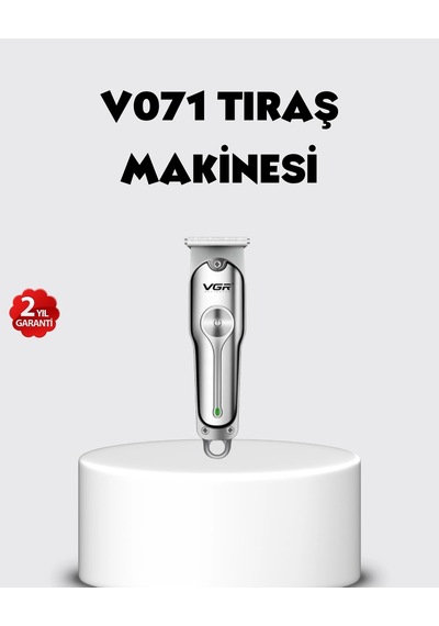 Şarjlı Gümüş Tıraş Makinesi 3 Farklı Başlıklı, 120 Dakika Çalışma Süreli, Cilt Dostu Erkek Bakım C 1.5 Saat