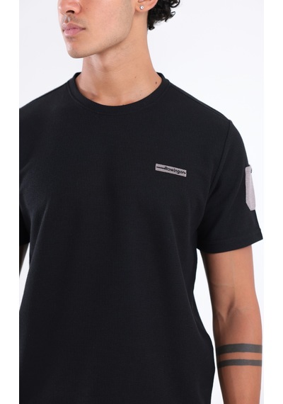 Rowinger Waffle Örgü Dokulu Göğüs Logolu Kolda Mini Cep Detaylı Bisiklet Yaka Erkek Spor T-shirt Siyah