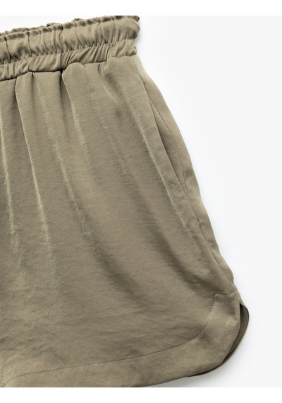 Koton Beli Lastikli Bağlamalı Loose Fit Cepli Aerobin Saten Mini Şort Haki 5sak40106pw Haki Koton Beli Lastikli Bağlamalı Loose Fit Cepli Aerobin Saten Mini Şort Haki 5sak40106pw Haki