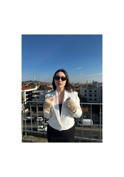 Mollycrush Kadın Peluş Detaylı Yarım Parmak Kışlık Eldiven Sıcak Tutarlı Şık Tasarım Bej