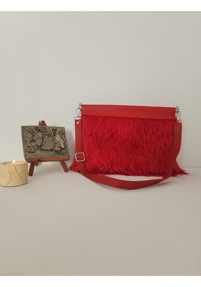 Kırmızı Tüylü,suni Deri Altıgen Yaylı Burslu Kadın Clutch Çanta Kırmızı