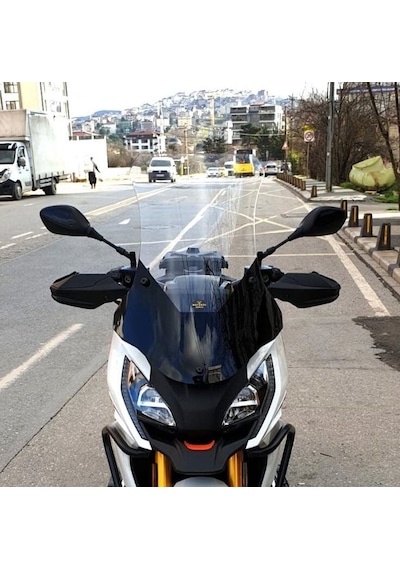 Motocam Peugeot Xp 400 Ön Cam 2023-2026 Model 61cm Şeffaf Renkli 4mm Orta Boylu