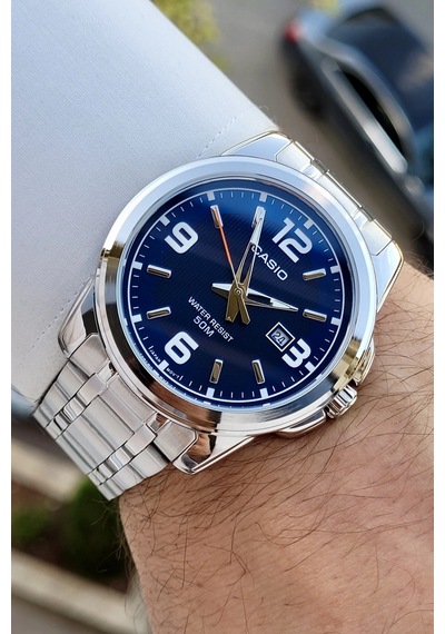Casio Csıste245 Erkek Kol Saati Gümüş