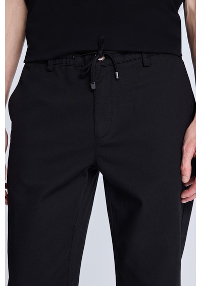 Hatemoğlu Siyah Dinamik Fit Desenli Yandan Cepli Casual Jogger Pantolon 29262024a002 991 1964054 Siyah Hatemoğlu Siyah Dinamik Fit Desenli Yandan Cepli Casual Jogger Pantolon 29262024a002 991 1964054 Siyah