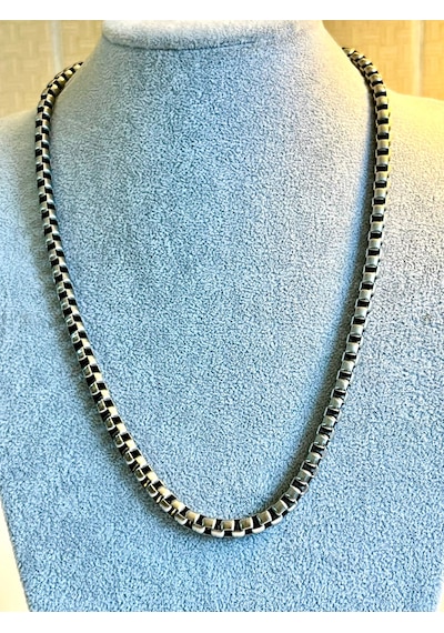 Kalın Kutu Zincir Kolye Box Chain Titanyum Çelik Şık Modern Tasarım Gümüş