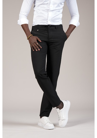 Perpant Slimfit İnce Çizgili Beli İplikli Ve Lastikli Likralı Yazlık Jogger Pantolon Siyah Perpant Slimfit İnce Çizgili Beli İplikli Ve Lastikli Likralı Yazlık Jogger Pantolon Siyah