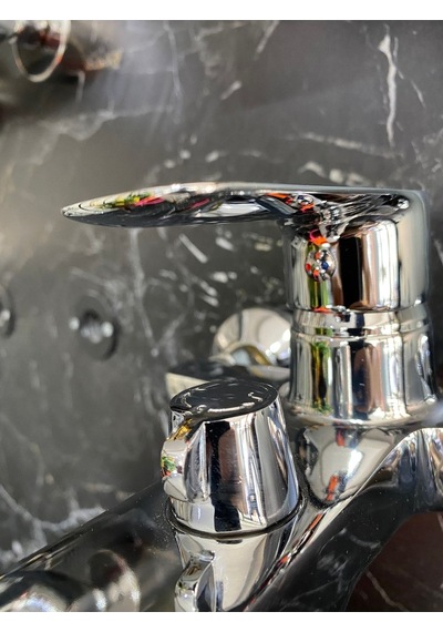 İsaoğlu Yapı Duş Seti Tepe Yağmurlama Duş Sistemi Banyo Bataryası Dahil Set Robot Duş Seti Gümüş Renk Premium Set Gümüş