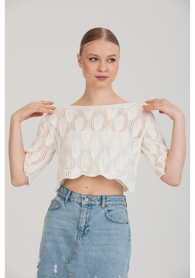 Maximodena Zarif Ajurlu Dokulu Beyaz Crop Triko Bluz Standart Beden - Beyaz