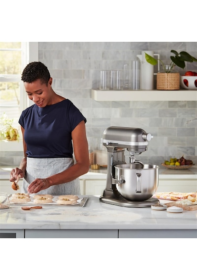 Kitchenaid Artisan 5KSM70SHX 6.6 L Kaldırılabilir Kaseli Stand Mikser