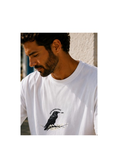 Qmen Style Unisex Beyaz Oversize Baskılı T-shirt Espirili Raven Baskılı %100 Pamuk