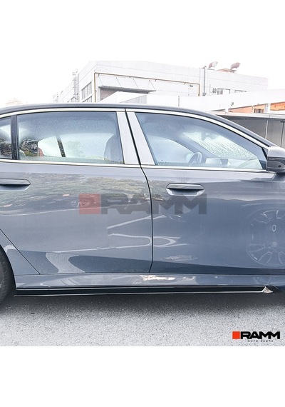 Bmw G60 Yan Marşbiyel Etek Sağ-sol Parlak Siyah