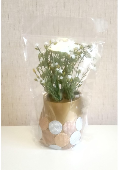 Vazoda Beyaz Yapay Çiçek Dekoratif Altın Puanlı Poliresin Vazo Dahil  9 x 9 x 15 CM