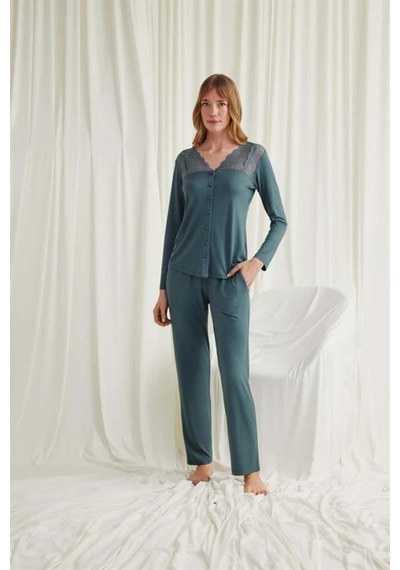 Lisinya Yakası Omzu Ve Paçası Dantelli Boydan Düğmeli Pijama Takımı Yeşil