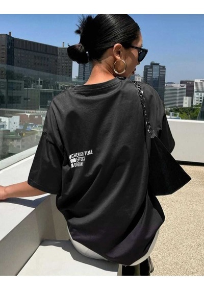 Kozia Outdoors Malkoçbey Cherısh Tıme Baskılı Overisze Unisex Basic T-shirt SIYAH Kozia Outdoors Malkoçbey Cherısh Tıme Baskılı Overisze Unisex Basic T-shirt SIYAH