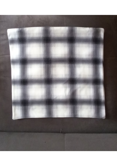 Kırlent Kılıf 43x43 Ekose Kedı Kırmızı