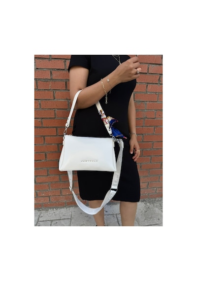 Just Polo Kadın Premium Şal Detaylı Yumuşak Deri Ayarlanabilir Askılı Çapraz El Ve Omuz Çantası Ebat : 28 X 18 Cm Rugan Beyaz