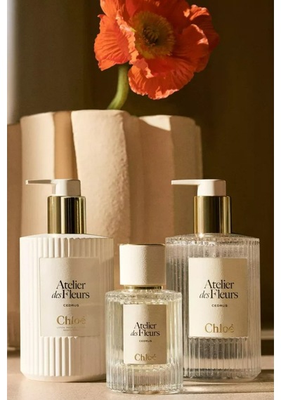 Chloe Atelier Des Fleurs Magnolia Alba Parfümlü Vücut Losyonu 300ml Vücut Losyon Ve Kremleri
