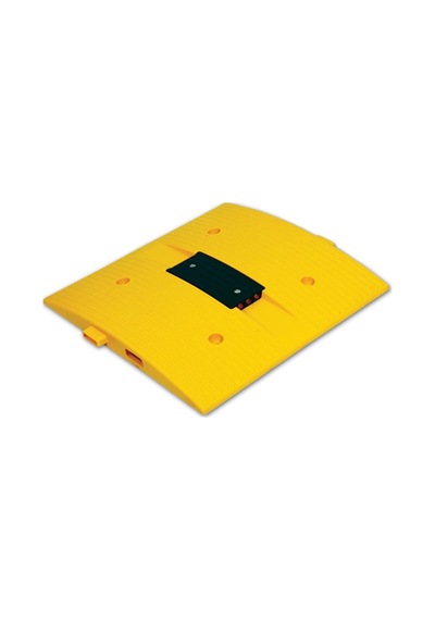 İleri Trafik Kedi Gözlü Hız Kesici Yol Kasisi 50 x 50 x 4.5 CM Siyah - 12112 YK SYH