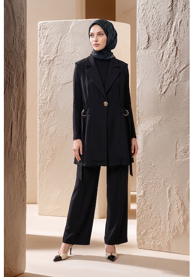 Armine Trend Klasik Yaka Aksesuar Detaylı Uzun Ceket Geniş Paça Pantolon Üçlü Takım Siyah 26ka630 Armine Trend Klasik Yaka Aksesuar Detaylı Uzun Ceket Geniş Paça Pantolon Üçlü Takım Siyah 26ka630