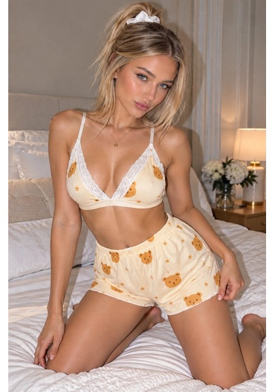 Hadpols Ev Stili Yıldızlı Set Kadın Sarı Ayıcık Baskılı Dantel Detaylı Bralet Ve Şortlu Pijama Takımı Diğer