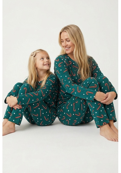 Siyah İnci %100 Pamuklu Şeker Baston Desenli Yılbaşı Temalı Örme Pijama Takım Yeşil Baston Siyah İnci %100 Pamuklu Şeker Baston Desenli Yılbaşı Temalı Örme Pijama Takım Yeşil Baston