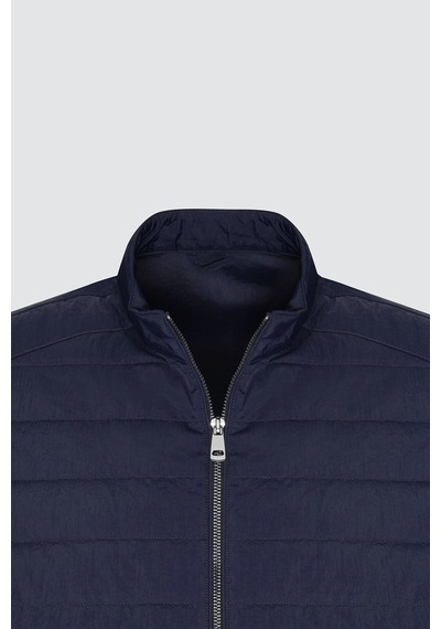 AC&Co / Altınyıldız Classics Erkek Lacı Standart Fit Normal Kesim Gizli Kapüşonlu Yan Cep Mont Lacı Lacivert AC&Co / Altınyıldız Classics Erkek Lacı Standart Fit Normal Kesim Gizli Kapüşonlu Yan Cep Mont Lacı Lacivert