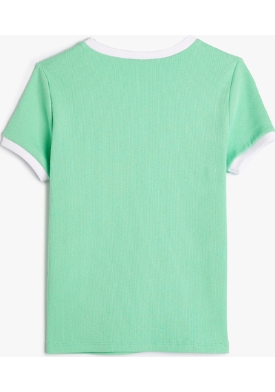 Koton Crop Tişört Slogan Baskılı Kısa Kollu Bisiklet Yaka Pamuklu Yeşil 4skg10293ak 4SKG10293AK783 Yeşil Koton Crop Tişört Slogan Baskılı Kısa Kollu Bisiklet Yaka Pamuklu Yeşil 4skg10293ak 4SKG10293AK783 Yeşil