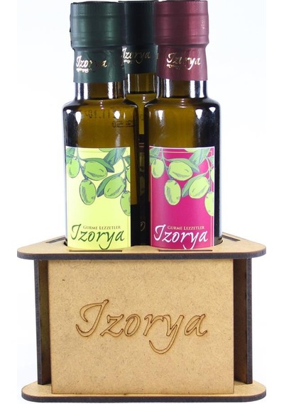 İzorya Stantlı Kekikli Zeytinyağı 250 G +  Limonlu Zeytinyağı 250 ML + Biberiyeli Zeytinyağı 250 ML