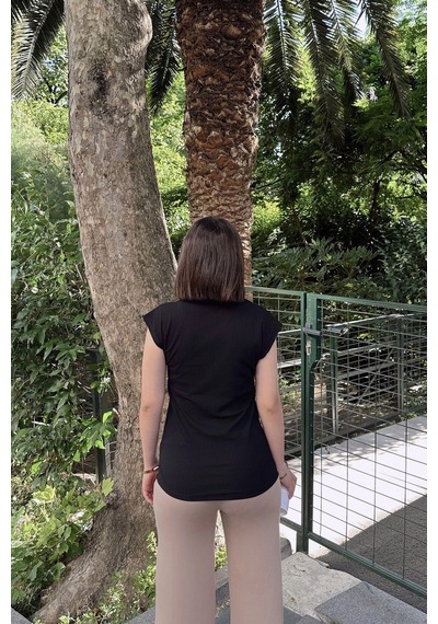 Siyah Polo Yaka, Kısa Kol, Fitilli Kaşkorşe Kumaş, Basic Kalıp/kesim, Spor Ve Günlük Bluz & T-shirt SIYAH