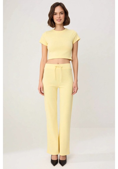 Benerly Kadın Büyük Beden Crop Top Ispanyol Paça Takım Bisiklet Yaka Kısa Sarı