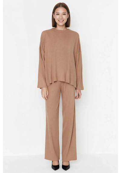 Benerly Kadın Oversize Bisiklet Yaka Uzun Kol Triko Takım Boru Paça Panto Camel