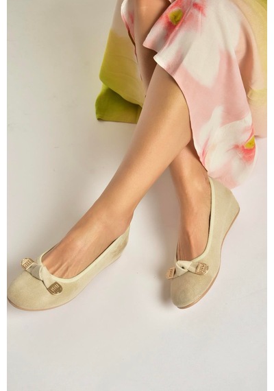 Fox Shoes Y250750702 Ten Süet Alçak Dolgu Tabanlı Kadın Ayakkabı Ten Fox Shoes Y250750702 Ten Süet Alçak Dolgu Tabanlı Kadın Ayakkabı Ten